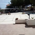 La Rosa Apartment *