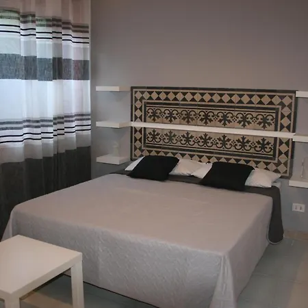 La Rosa Apartment *